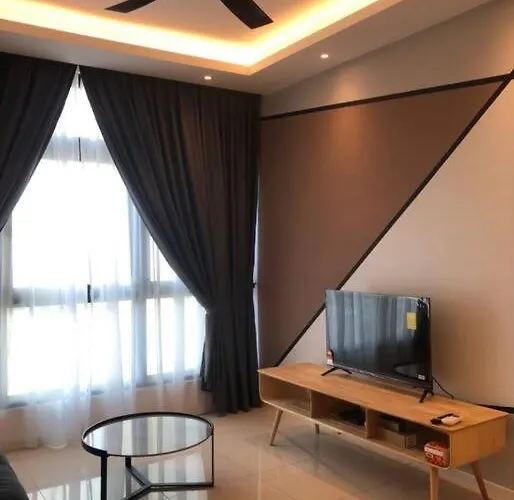 Paradigm Residence New 5-6Pax